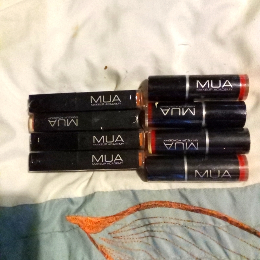MUA LIPSTICK AND LIP BUTTER ASSORTED LOT OF 8